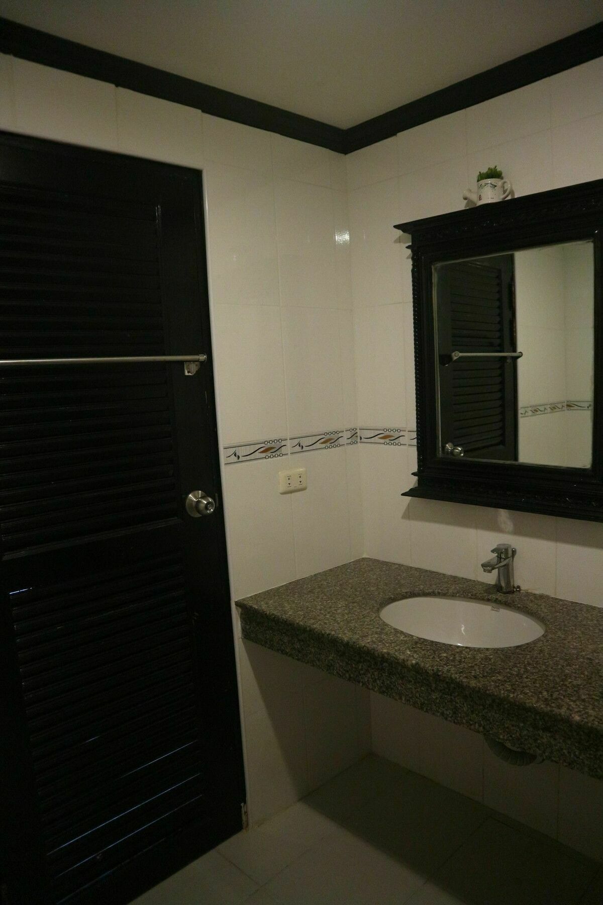 Patong Holiday Dream Hotel Bagian luar foto